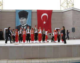 Grup Eitimi